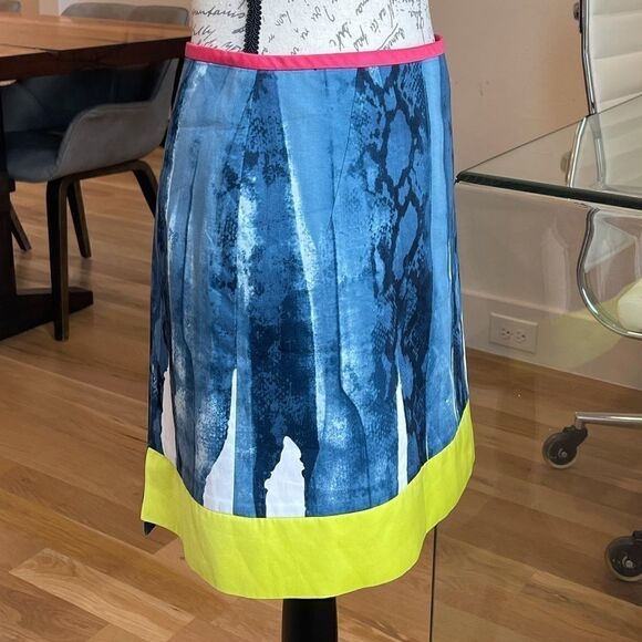 Tahari Color blocking snakeskin skirt - 2 - Picture 3 of 12